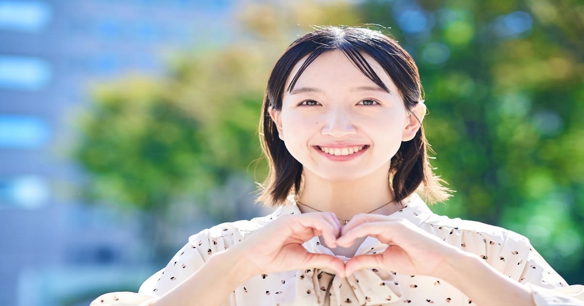 笑顔が心と体に与える影響とは？健康を高める笑顔の効果