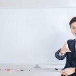 自己肯定感が高すぎる人の特徴とメリット・デメリットを徹底解説